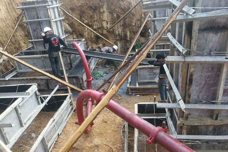 強(qiáng)制攪拌拖泵參與濟(jì)青高鐵供電線路施工 強(qiáng)制攪拌拖泵參與濟(jì)青高鐵供電線路施工